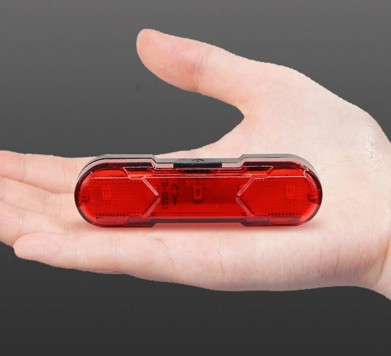 1000LM Brightness Bike Light Set 6 Light Modes 1200mAh Battery Aluminum Alloy Bicycle Front Light with Smart Taillight for Mountain Bicycle Scooter — view 5