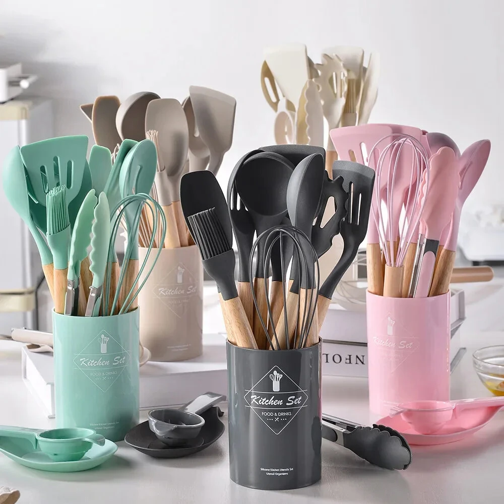 12PCS Food Grade Silicone Kitchenware Cutlery Turner Spatula Measuring Spoon Practical Cooking Tools Kitchen Cutlery Set — view 3