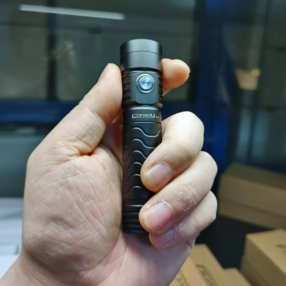 Convoy T7 TIR Lens Strong Floodlight Tactical Flashlight AA 14500 Battery 4Modes EDC Portable Mini LED Torch Type-C USB Rechargeable Tail Magnetic Attraction Maintenance Work Lamp Outdoor Camping Tent Light — view 10