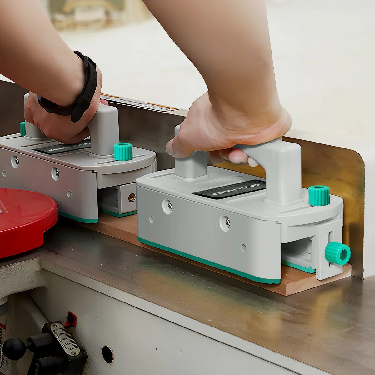 ENJOYWOOD Adjustable Table Saw Pushblock Preventing Kickback for Table Saws / Router Tables / Band Saws / Jointers — view 5