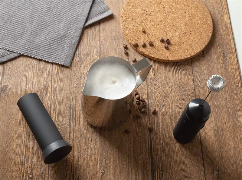 Handheld Milk Frother Automatic Electric Cream Mixer Handheld Egg Mixer Portable Foam Maker Compact Whisk Drink Mixer Mini Foamer for Cappuccino Coffee — view 4