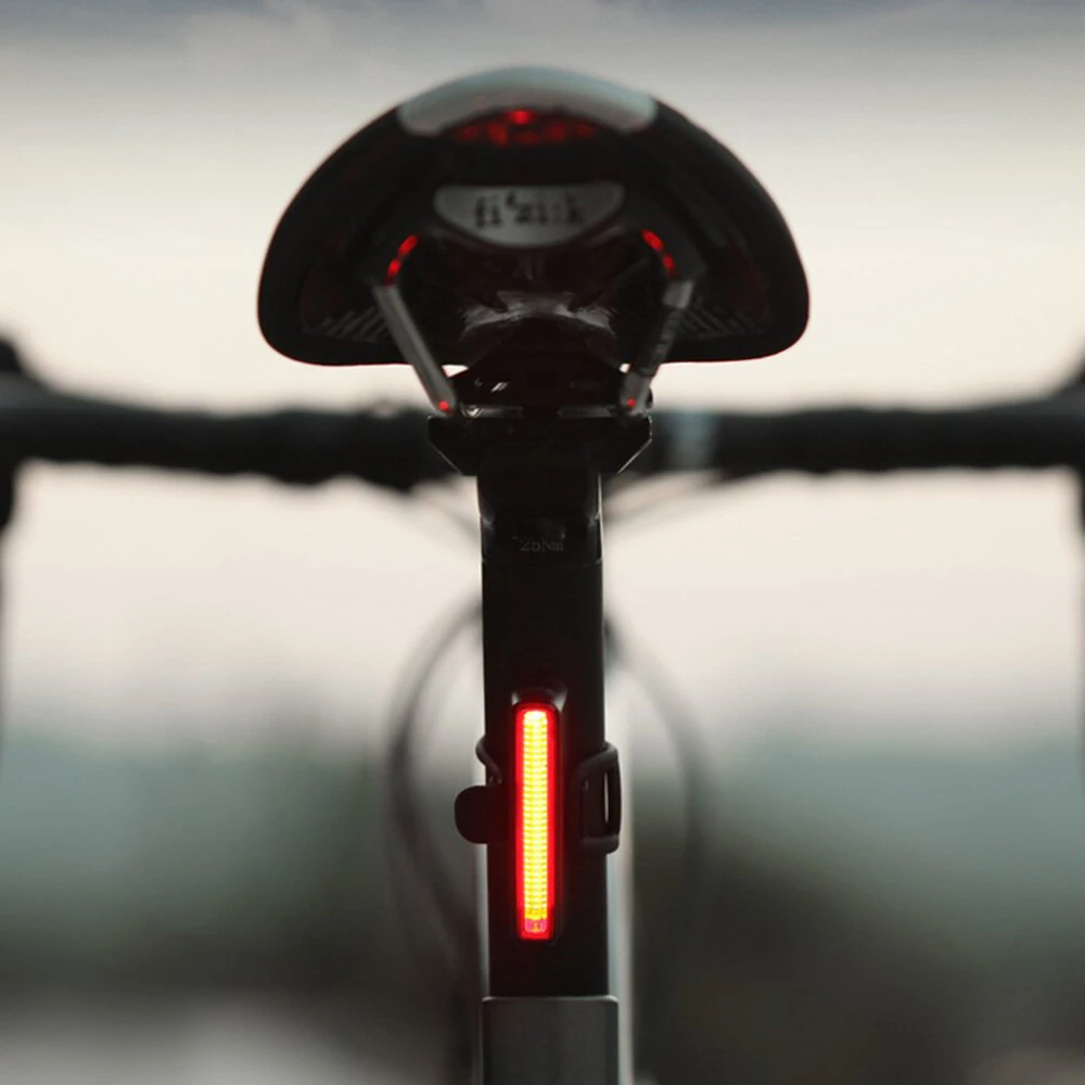 MAGICSHINE SEEMEE 30 Smart Bike Taillight 7 Light Modes Built-in Light-sensing System IPX6 Waterproof USB Chargeable 800m Light Distance Safe Riding for MTB Bike Road Bike — view 2