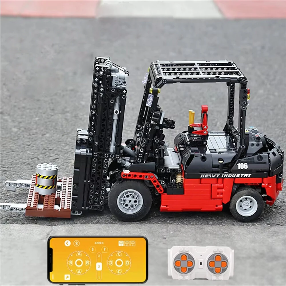 Mould King 13106S Technical Car Toys APP & RC Forklift Truck Model MOC Building Blocks Bricks 1904PCS for Adult Children Christmas Birthday Gift — view 3