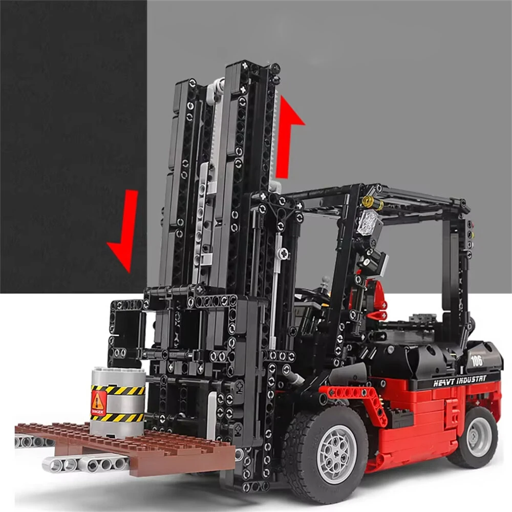 Mould King 13106S Technical Car Toys APP & RC Forklift Truck Model MOC Building Blocks Bricks 1904PCS for Adult Children Christmas Birthday Gift — view 4