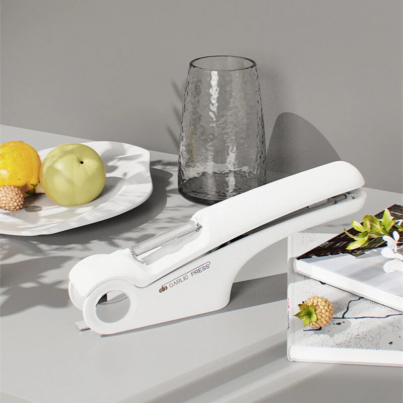Multifunctional 3 In 1 Garlic Press Portable Manual Operation Mincer Garlic Slicer Environmentally Friendly Material Can Opener — view 3