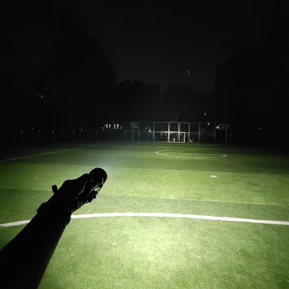 Niwalker NK19 23000LM High Lumen Powerful LED Flashlight 400M Searchlight Pocket Floodlight with 4*18650 High Discharge Batteries Strong Light LED Torch — view 11