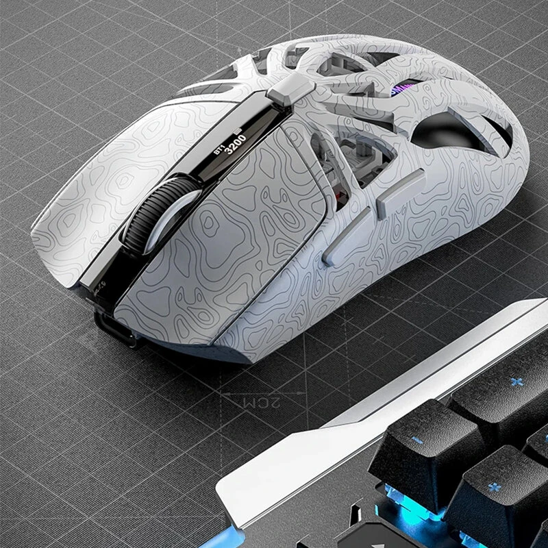 SMAILWOLF M8 Tri-mode Gaming Mouse with Charger Dock PAW3311 Sensor RGB 12000DPI 1KHz Return Rate 72g Lightweight Rechargeable Mouse — view 3