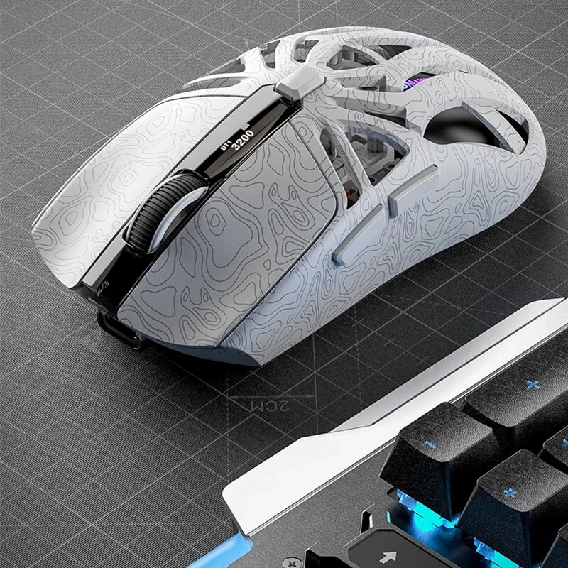 Smailwolf M8 Wireless bluetooth Gaming Mouse Triple-Mode Connectivity PAW3311 Sensor 12000 DPI 72g Lightweight Power Display Esports Mouse with RGB Charging Dock — view 4