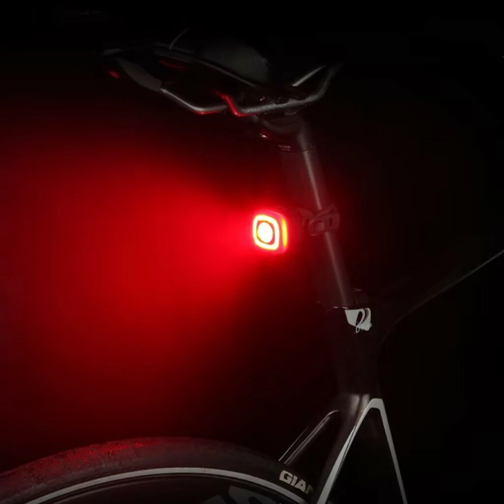 [Type-C Version]MAGICSHINE RN120 V2.0 Bike Taillight 260° Visibility IPX6 Waterproof 2000m Distance Bicycle Rear Light for Night Cycling — view 3