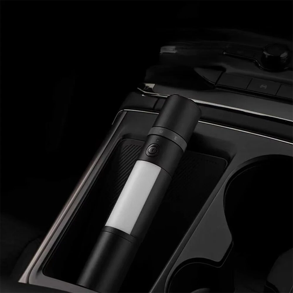 Xiaomi Mijia Multi-functional LED Flashlight Zoomable Ultra Bright Torch Window Breaker 3100mAh Lithium Battery 1000lm Strong Light Safety Belt Cutter Car Emergency Light — view 4